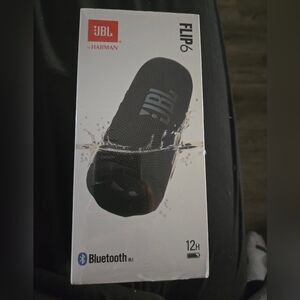Jbl flip 6 Bluetooth speaker
